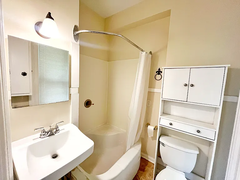 55 Lafayette Ave NE #4 — Photo 8