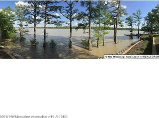 1 Neil Cv, Dundee, MS 38626