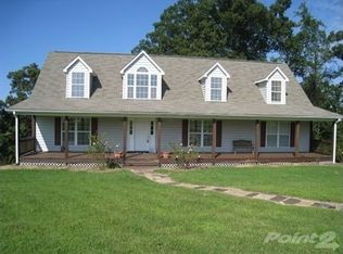 102 Four Winds Dr, Statesville, NC 28625