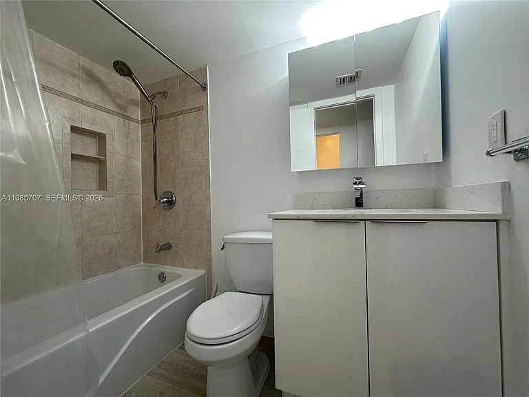 10900 SW 104th St #322 — Photo 15