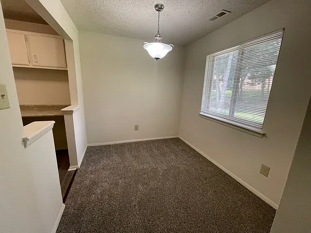 Autumn Ridge Apartments — Photo 51
