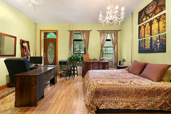 Rented by Triplemint | media 12