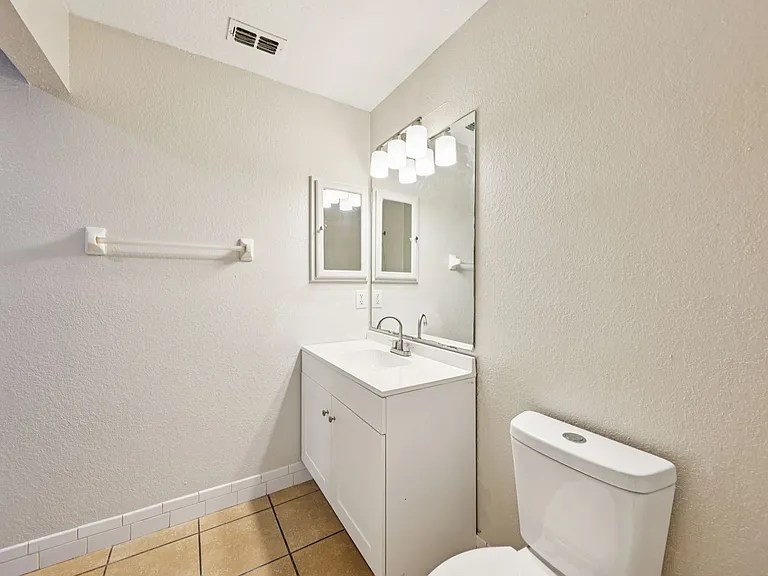 The Flats at Belleview — Photo 49