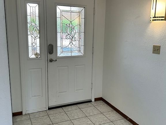 3rd image of 2401 Cosnina Dr