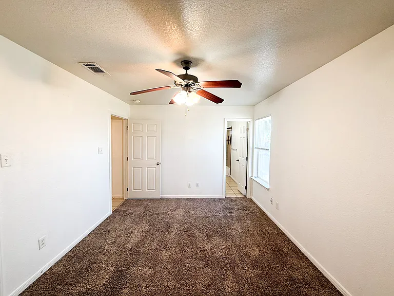 1202 Cinch Dr #A — Photo 11