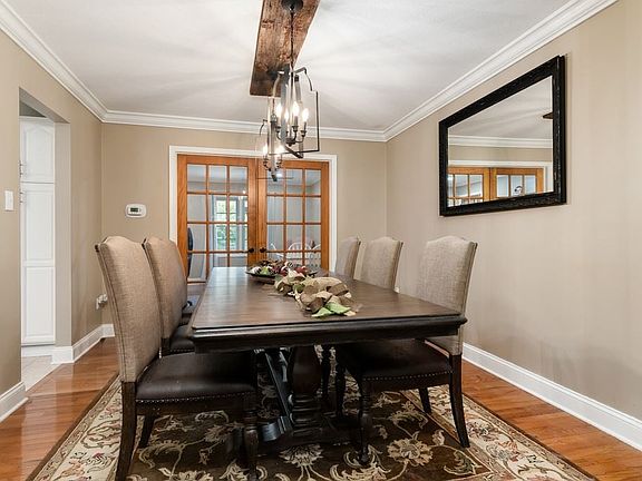 4th image of 102 Pinehurst Dr