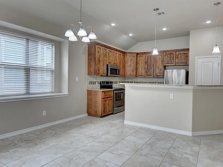 129 N Kaupo Dr #B — Photo 5