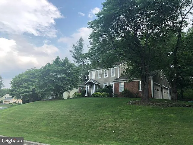 1700 Abbey Oak Dr