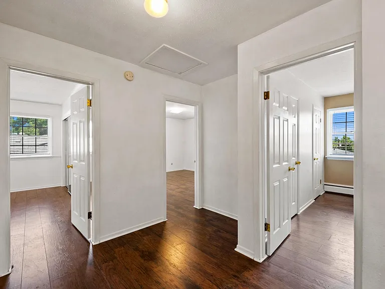 905 W 6th Ave — Photo 43