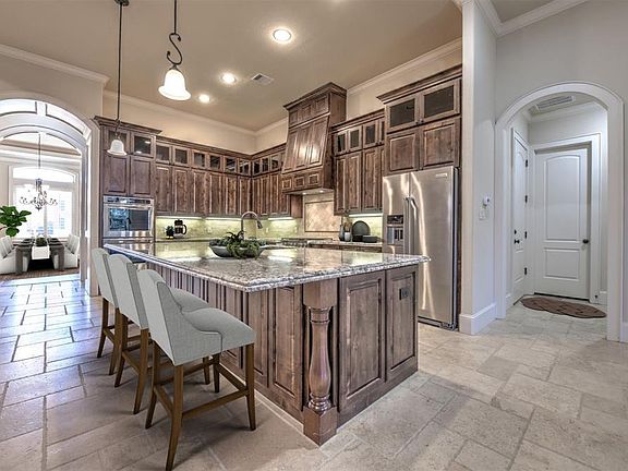 4th image of 6006 Majestic Hill Ct