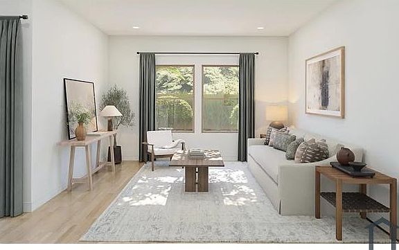 5th image of 7533 West Park