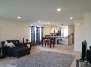 2941 Pawnee Creek Dr, Loveland, CO 80538