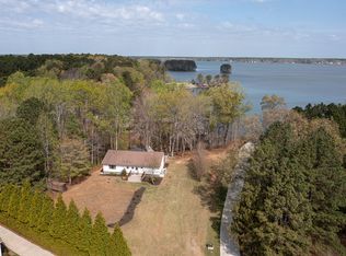 109 Holt Cir, Littleton, NC 27850