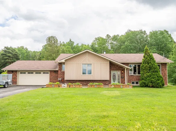 246 Yonge St, Bonfield, ON P0H 1E0