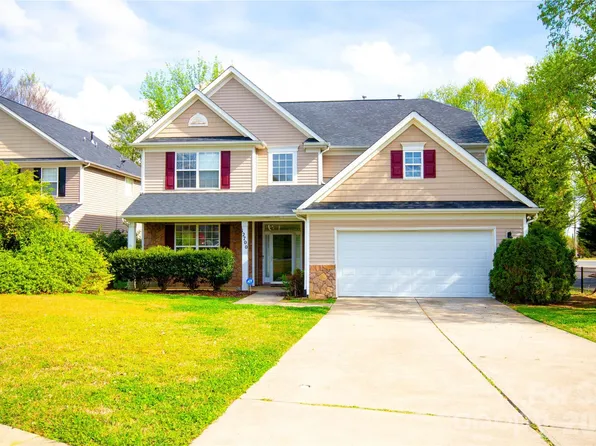 12700 Oldehurst Pl, Charlotte, NC 28262