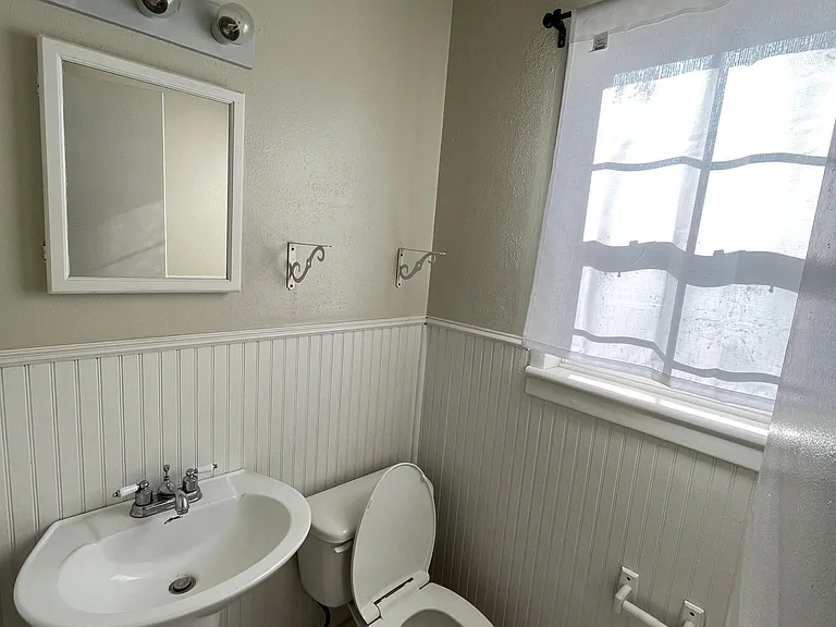 3111 Aberdeen Ave — Photo 6