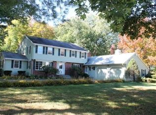 1 Bushnell Dr, Lexington, MA 02421