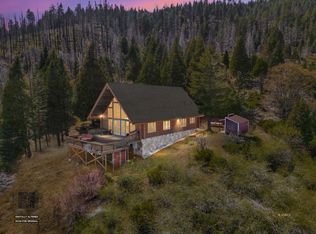 10124 Sequoia Dr, Wofford Heights, CA