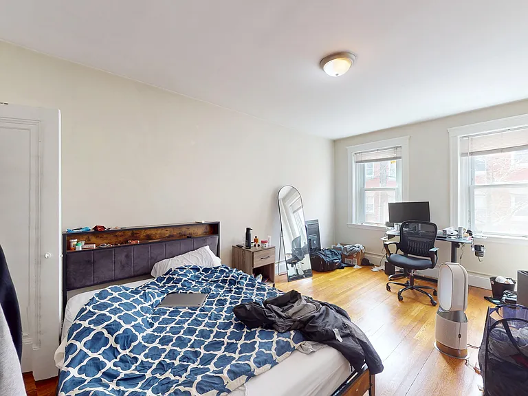 203-205 Winthrop Rd #3 — Photo 7