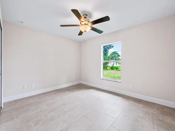 7002 Brookline Avenue, Fort Pierce, FL 34951