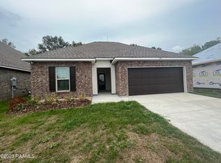 104 Ellsworth Dr, Duson, LA 70529