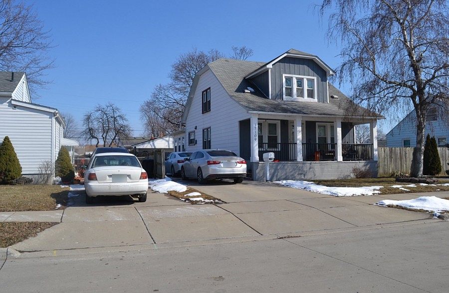2nd image of 17109 Brinson St