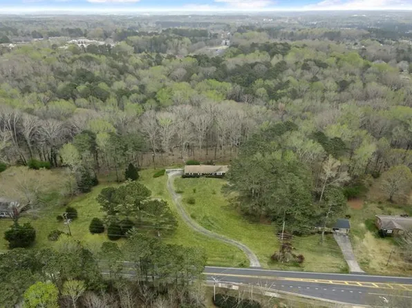 13595 Cogburn Rd, Milton, GA 30004
