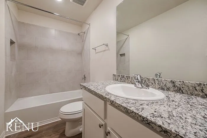 308 Crescent Park Dr — Photo 9