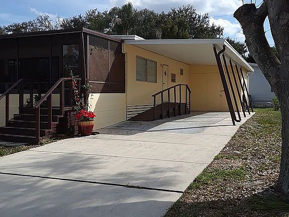 2nd image of 20 Skyline Dr