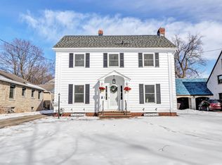 1306 E Forest Ave, Neenah, WI 54956