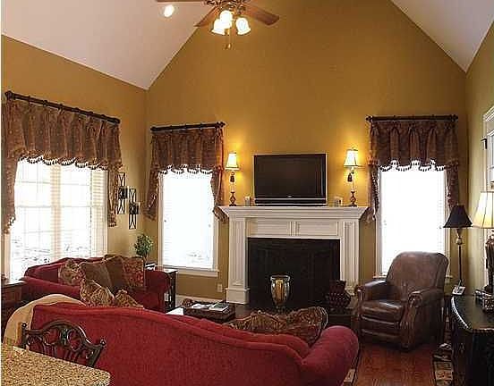 2nd image of 1854 Waterbury Ln
