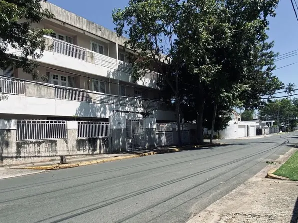 Apartamentos Bucare Laureles Apto #2B, San Juan, PR 00913