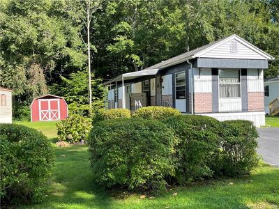 21 Pacemaker Avenue, Norwich, CT, 06360