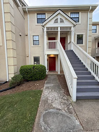 210 Appleby Dr #111 Photo 1
