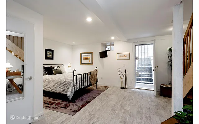 Sold by Douglas Elliman | media 3