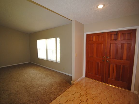 4th image of 10598 NW 2nd Pl