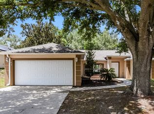203 Southern Breeze Dr, Minneola, FL 34715