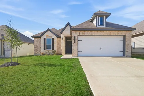 1318 Kingsgate Dr Photo 1