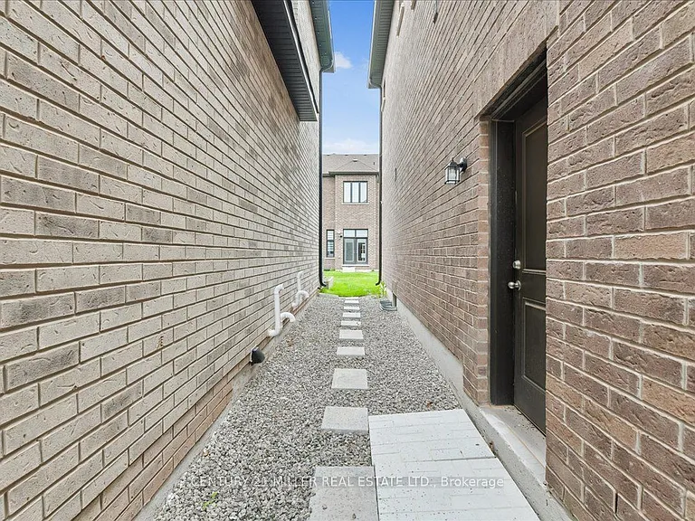 1358 Loon Ln — Photo 39