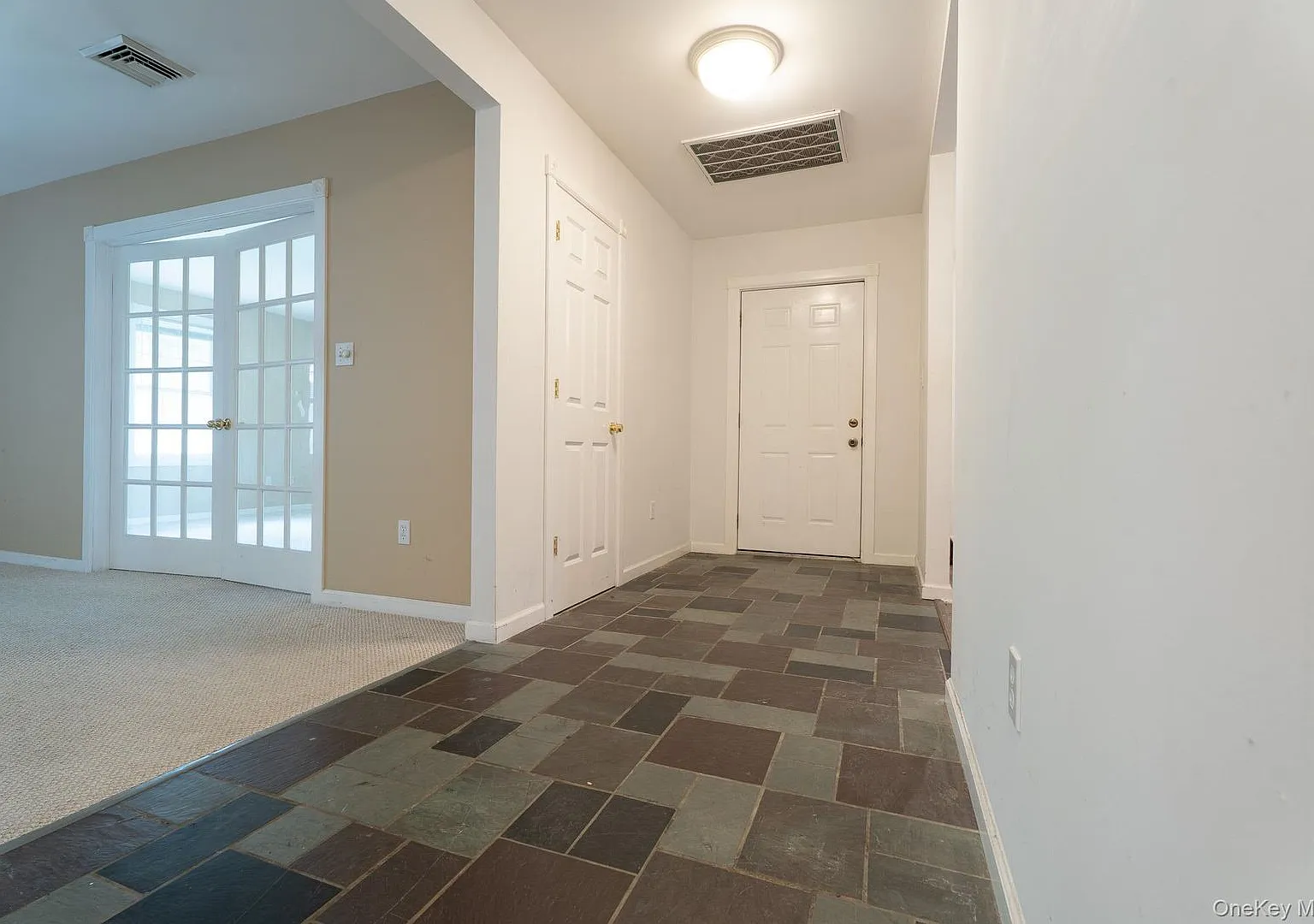 2 bed, 1.0 bath, 1290 sqft, $2,595 — Photo 4