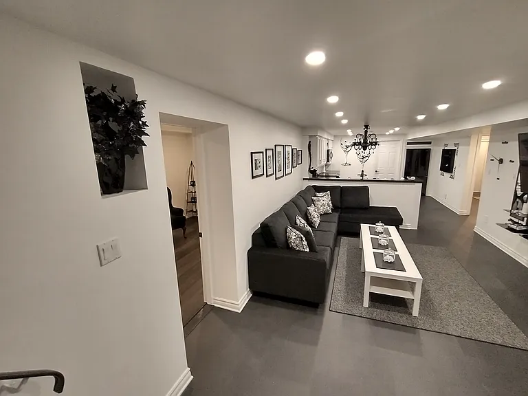 32 Ontoro Blvd — Photo 7