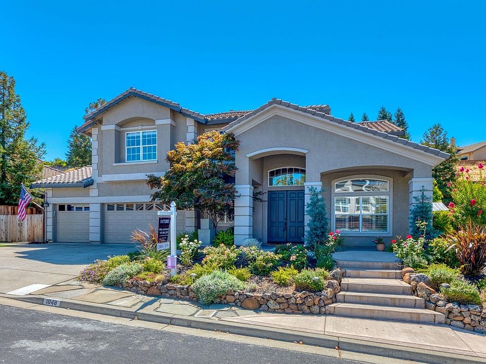 2nd image of 1048 Pebble Beach Dr