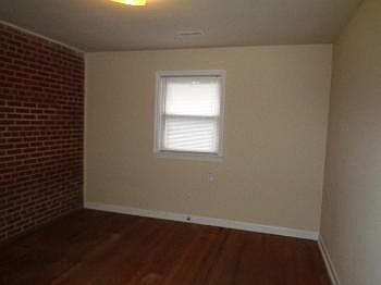 2nd image of 1717 Division St