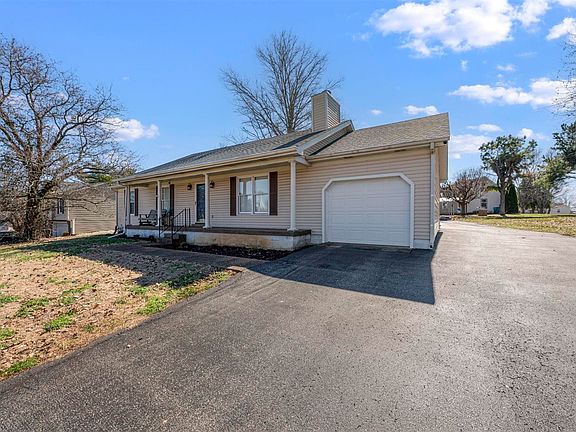 2nd image of 729 Collett Rd