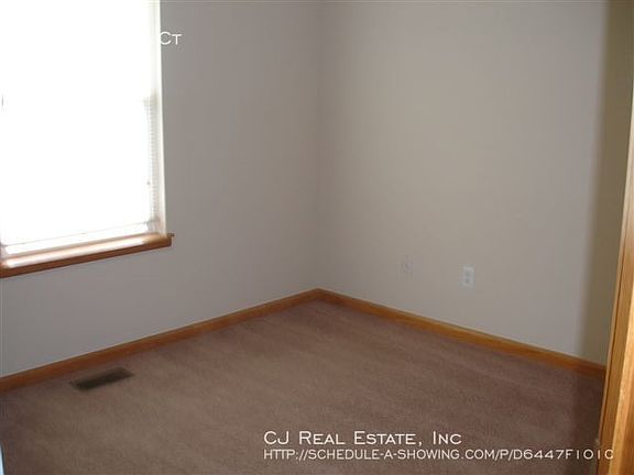 4th image of 5109 Hardy Ct