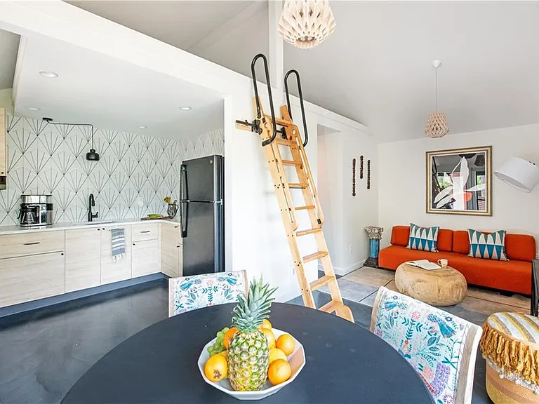 1044 Manigault St SE #CH — Photo 1