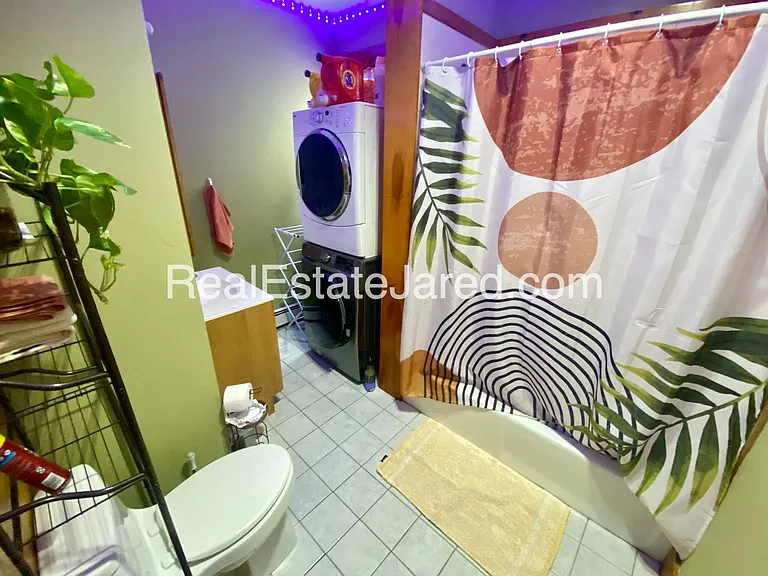 60 Calumet St #13 — Photo 3