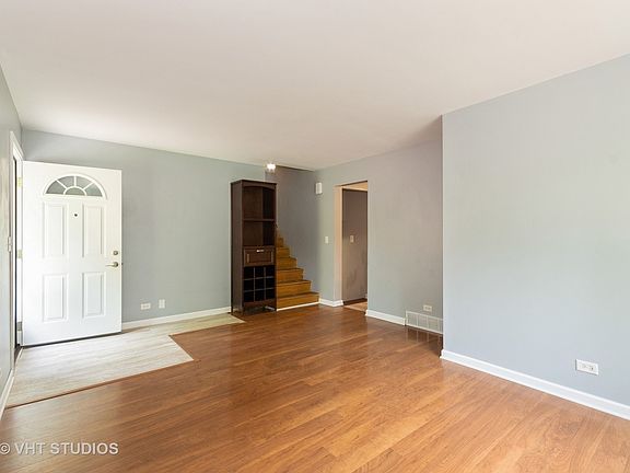 2nd image of 35W384 Elder Ave