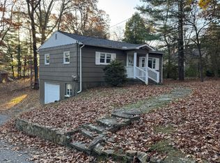 1176 James Blvd, Signal Mountain, TN 37377