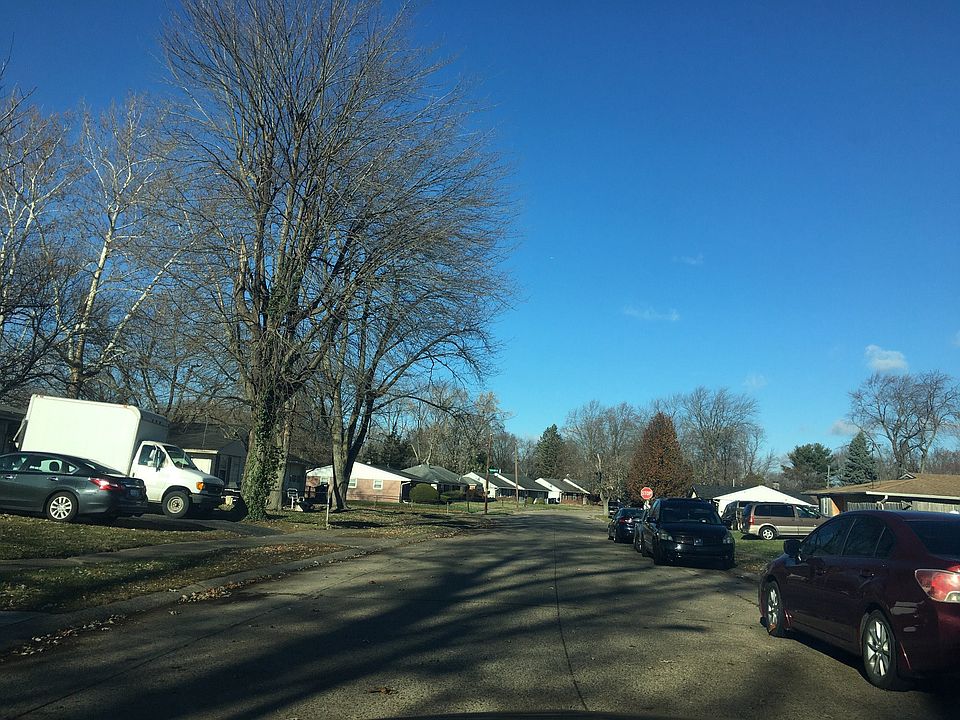 2nd image of 3949 Steinmetz Dr